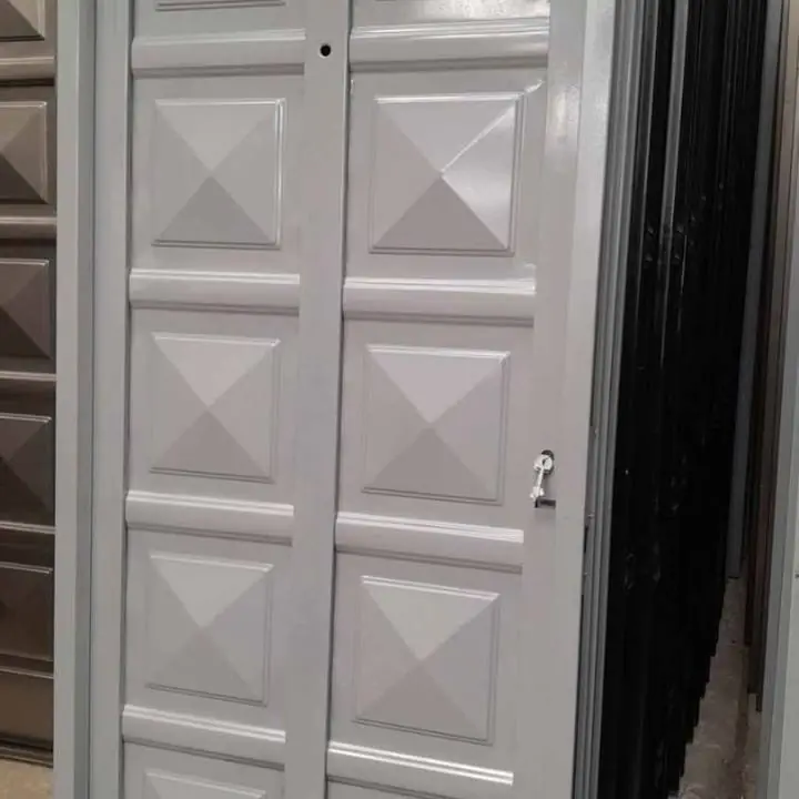 Puerta chapa simple $ 120.000 Wtsp