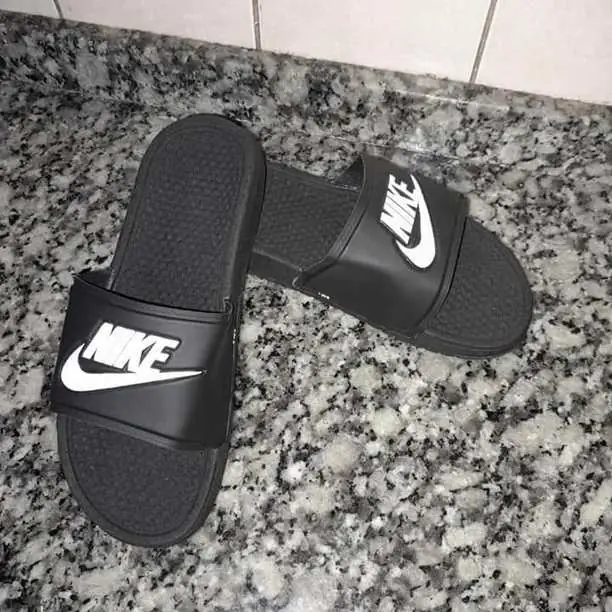 Unisex $ 1,700 Wtsp