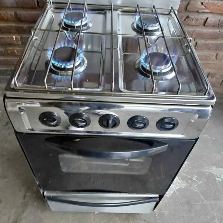 Cocina lista para usar andan las hornallas y el horno perfecto hago envíos en acero inoxidable