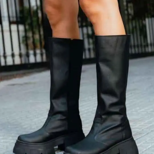 Botas negras