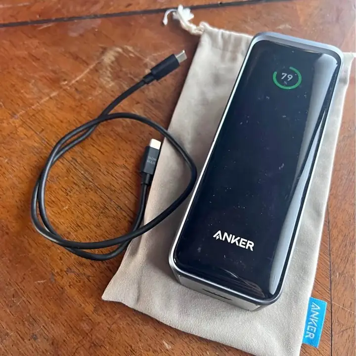 Anker powerbank 250w, 27650mAh