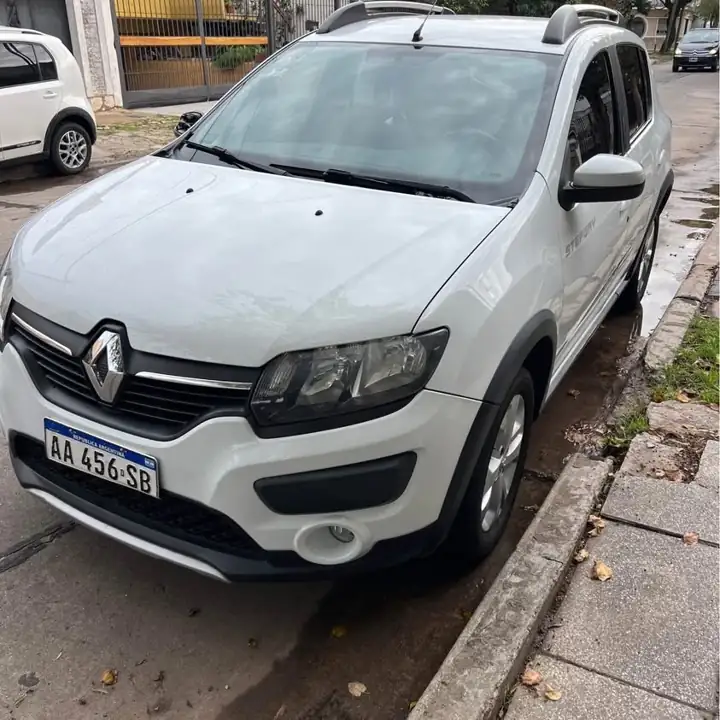 2016 Renault Sandero Stepway 1.6 Dynamique 105cv