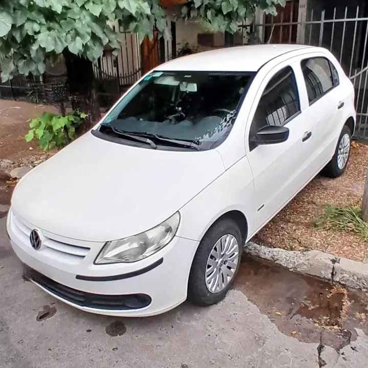 Volkswagen Gol Tren Pack 1, 5 puertas, uníca mano 130.000km año 2009, estado impecable 11 millones!