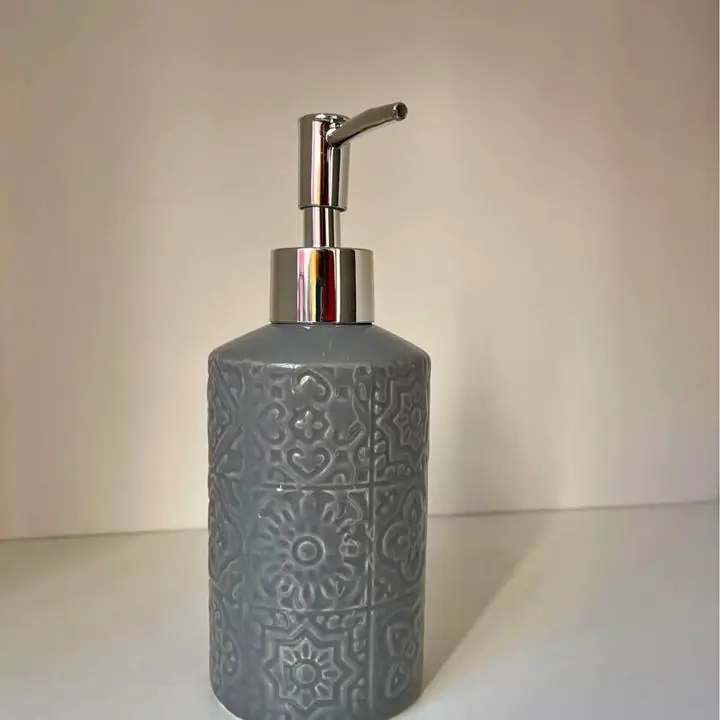 Dispenser de cerámica