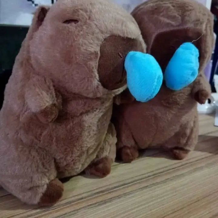 Capybara con moco(lo estiras y tiembla)