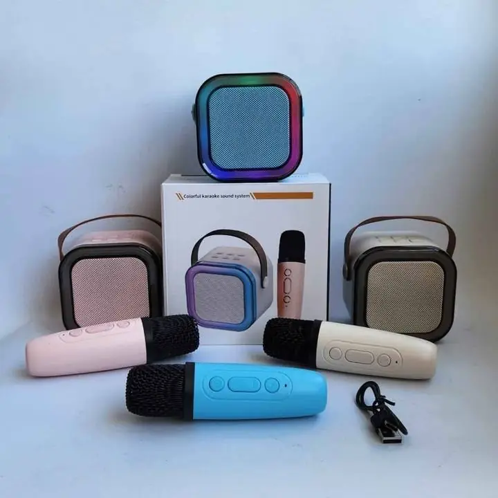 Parlante inalámbrico RGB con microfono!