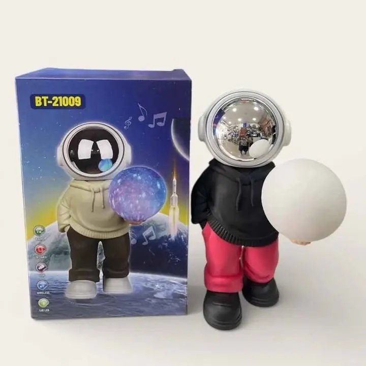 Astronauta con luna (luz) + parlante bluetooth! Nuevos en caja