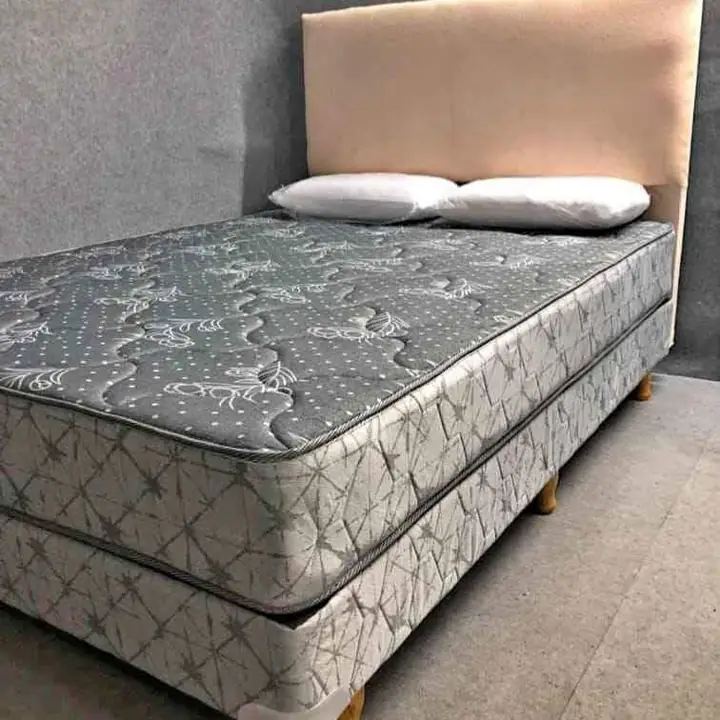 Camas en 2 plazas Base + colchon y respaldo ecocuero + almohadas de regalo en promoción!