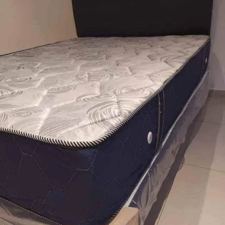Oferta en 2 plazas somiers y respaldo almohadas regalo