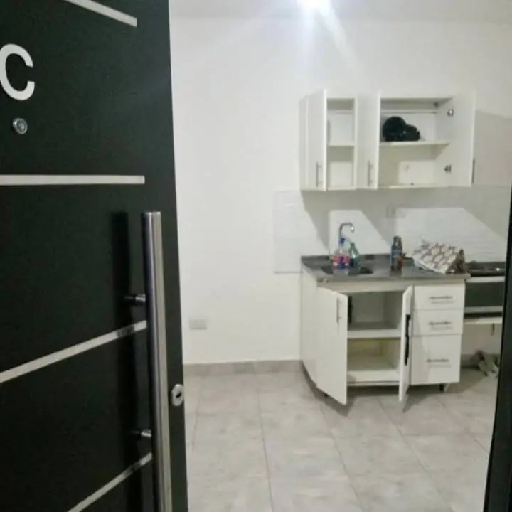 Monoambientes en Ciudadela sin garantía)