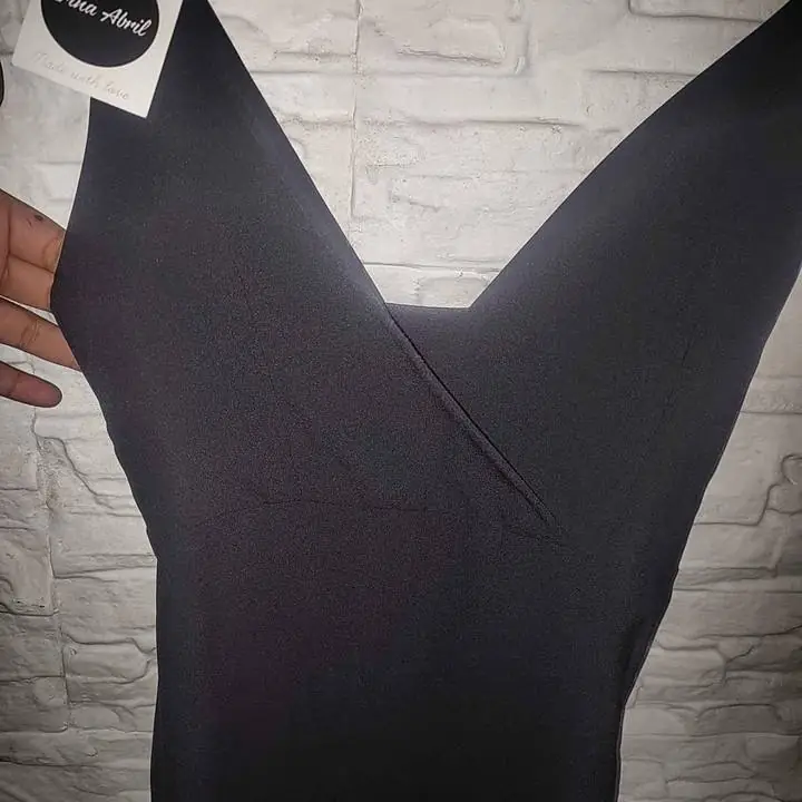 Vendo 3 vestidos de fiesta. Todos talle único. Nuevos con etiqueta