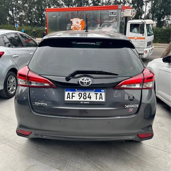 Yaris S