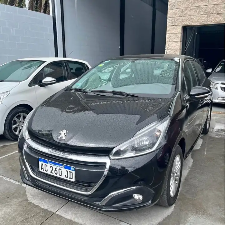208 Allure 2018