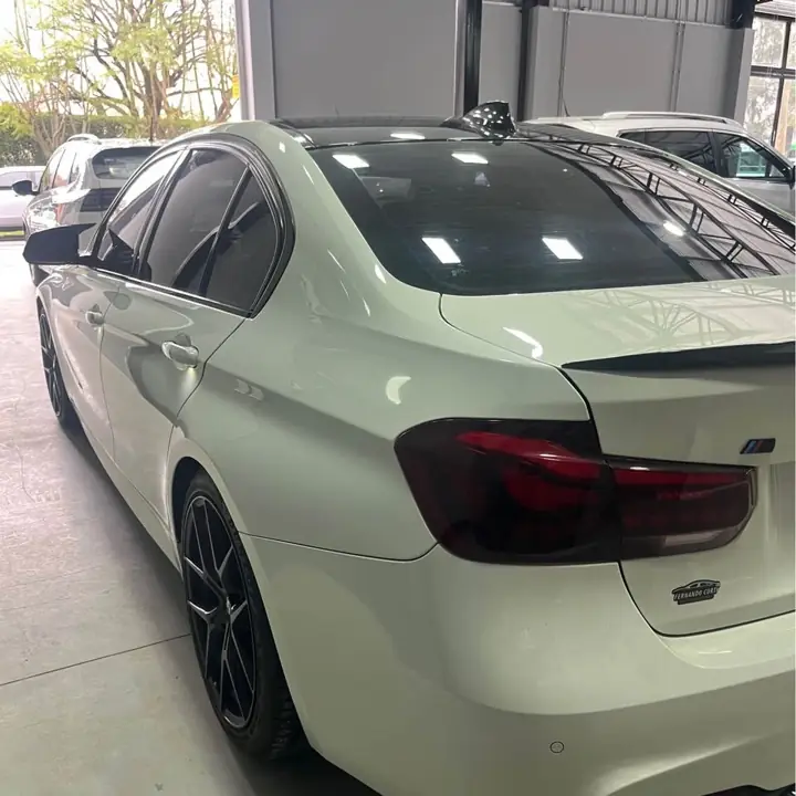 BMW 335i llevado A Pack M