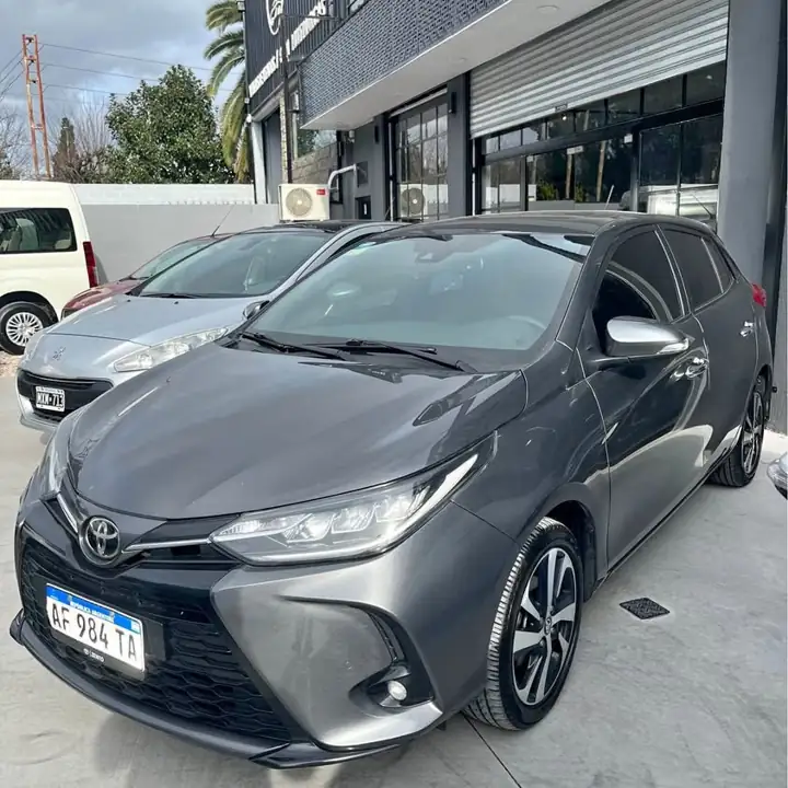 Yaris S