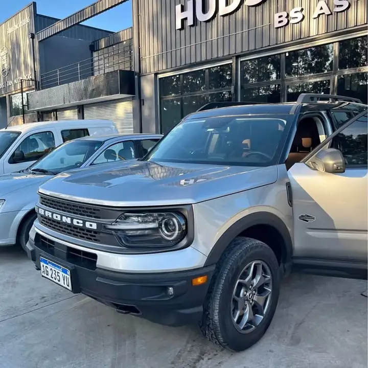 Ford bronco