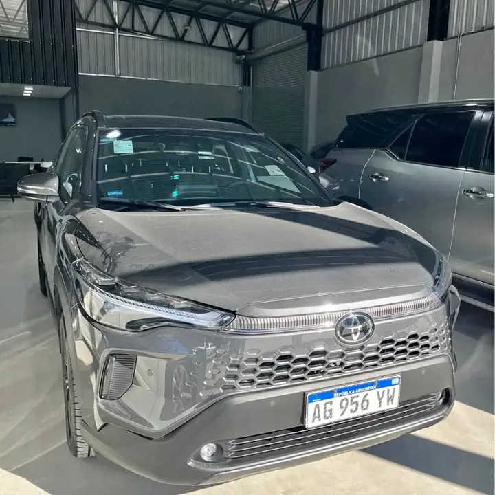 Corolla cros seg