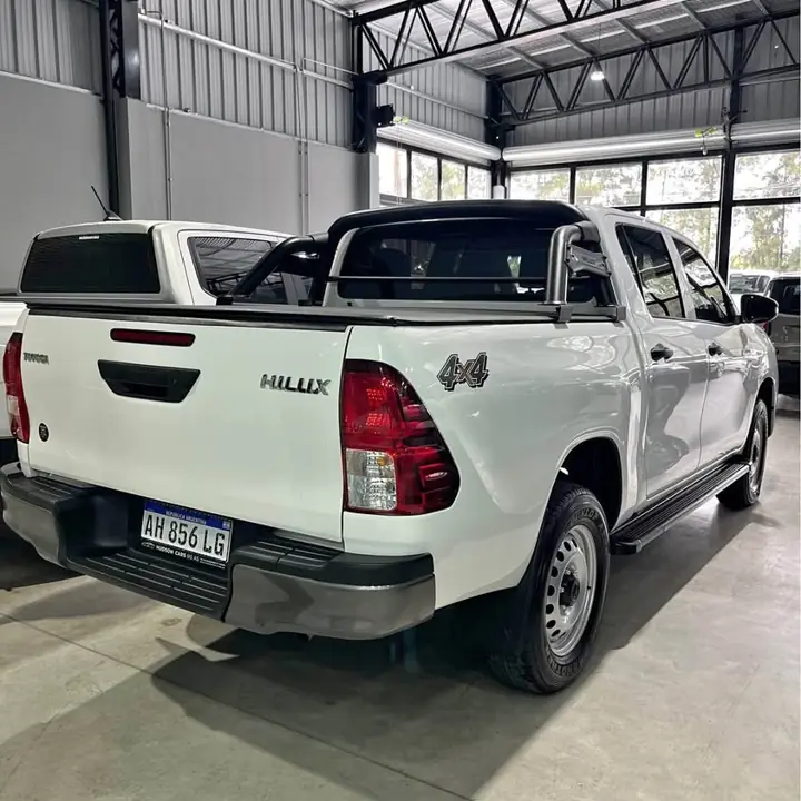 Toyota Hilux km