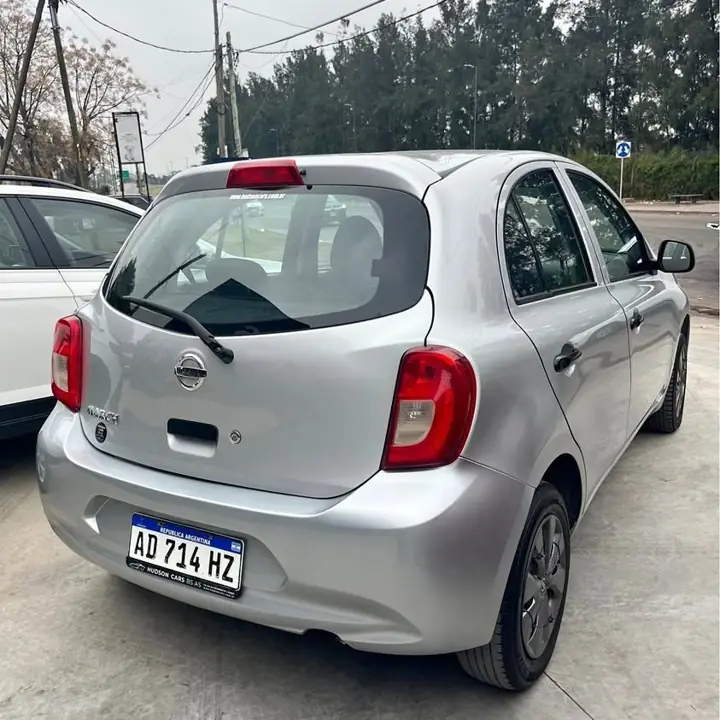 Nissan March 11.500