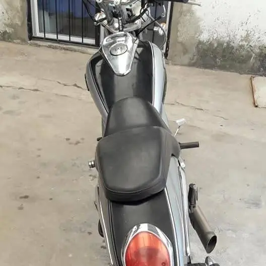 Gilera 200