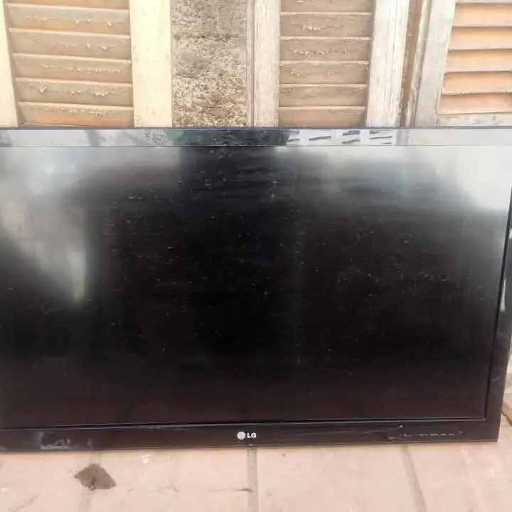 Tv LG 42 pulgadas solo pantalla display sin placa