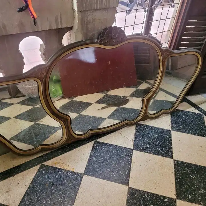 Espejo antiguo