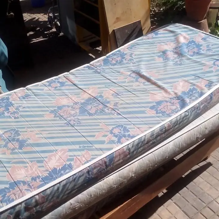 Cama y colchón