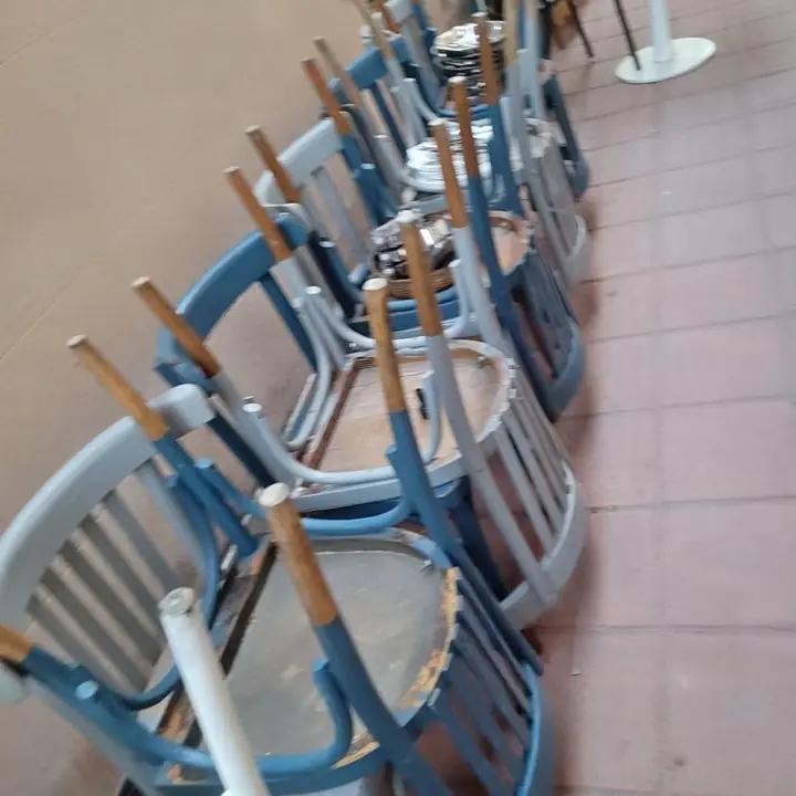 Lote de 30 sillas thonet antiguas