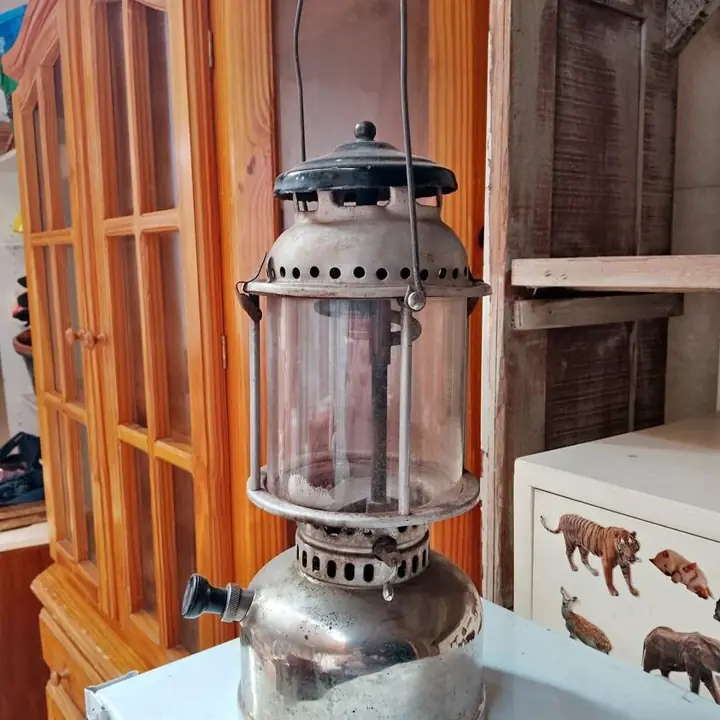 Sol de noche farol de kerosene