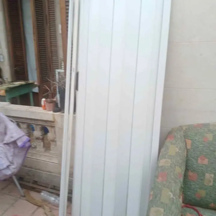 Puerta corrediza de pvc sin riél
