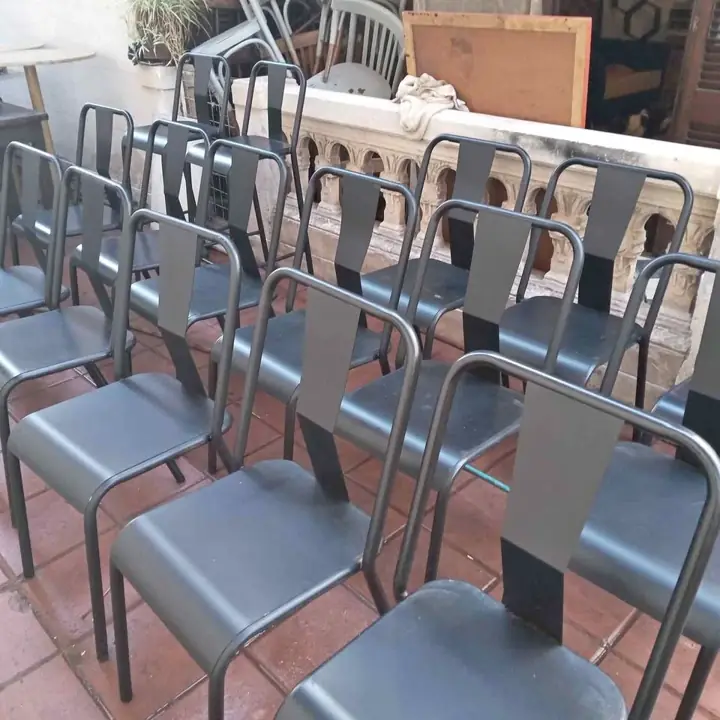 Lote 15 sillas modernas metal chapa