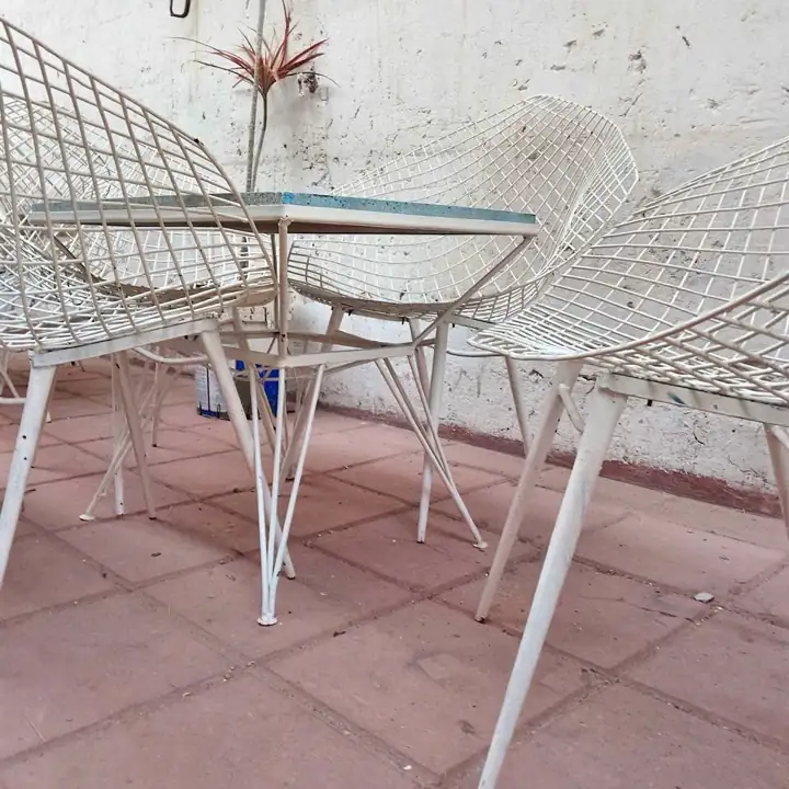 Sillón bertoia diamond