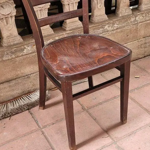 Sillas antiguas thonet bar
