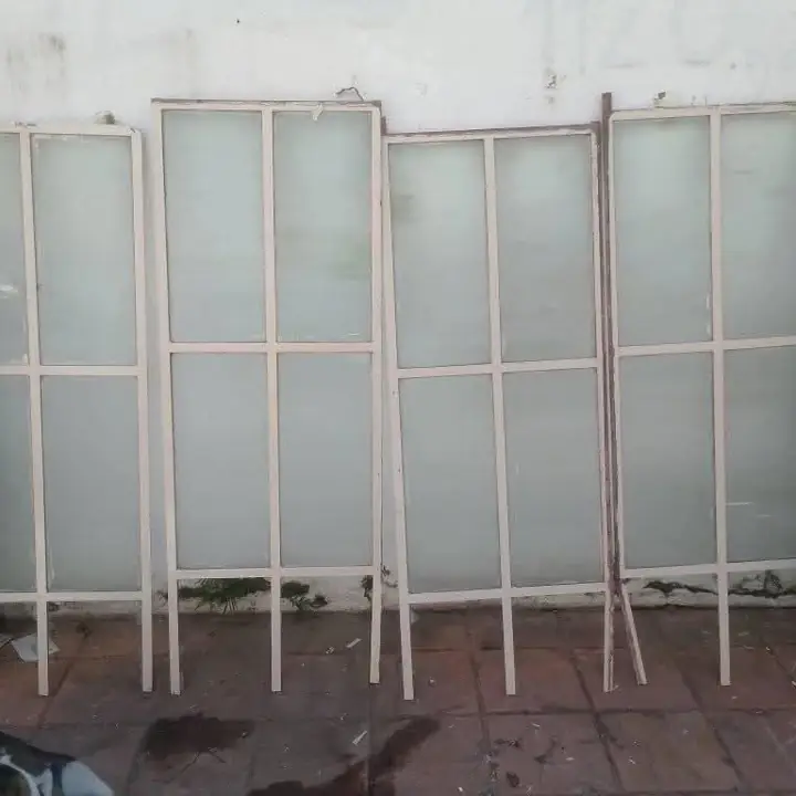 Lote ventana con vidrio antiguo