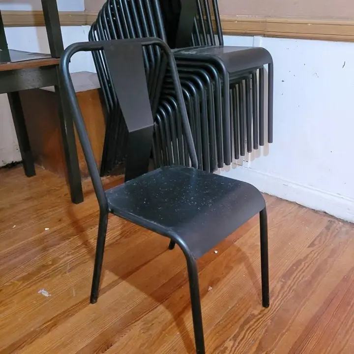 6 Sillas de chapa modernas