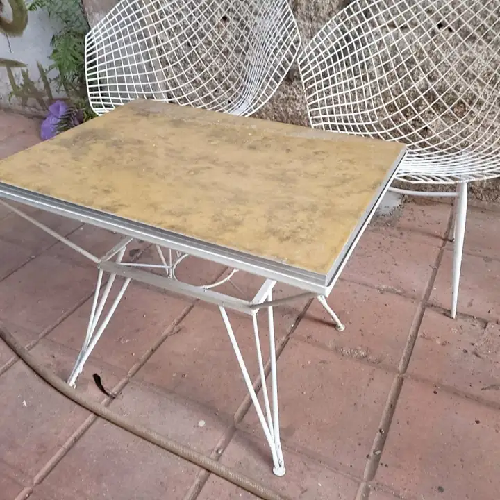Mesa de jardín