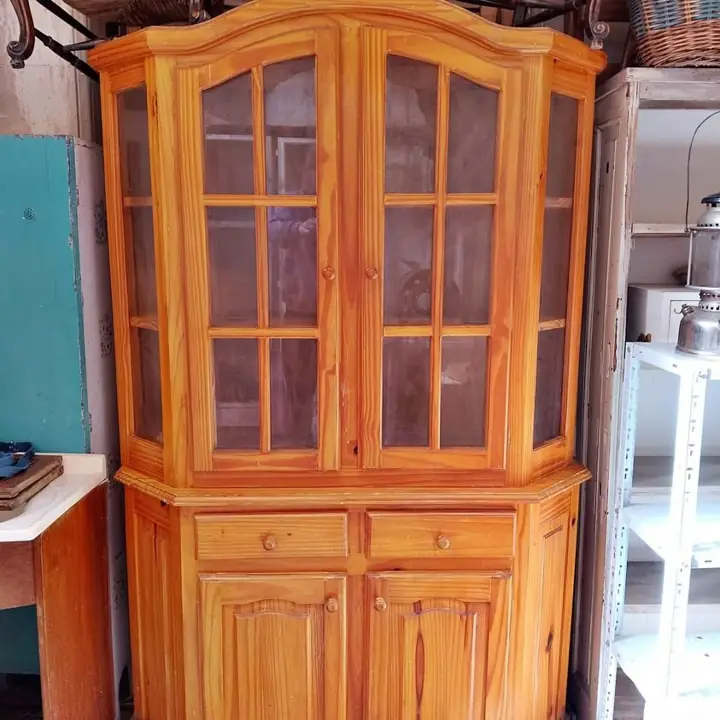 Cristalero de madera mazisa