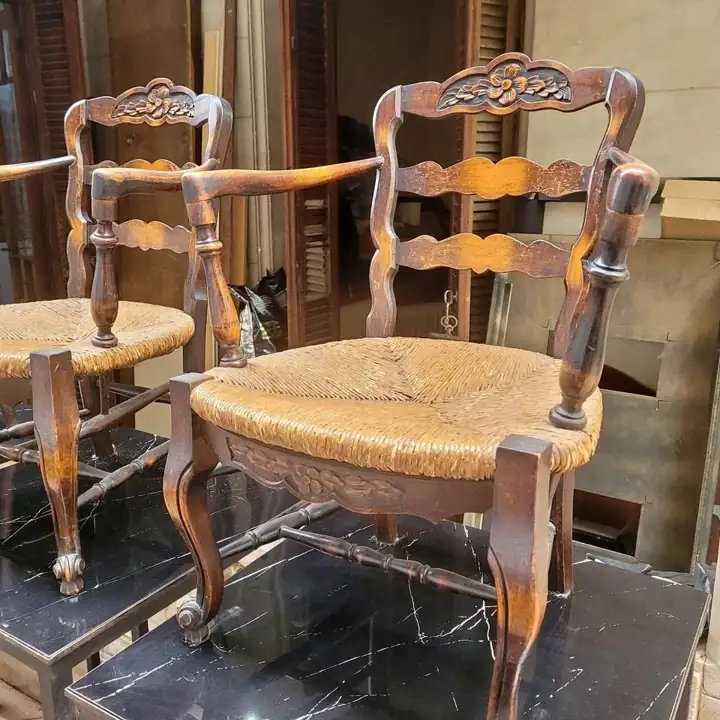 Petit sillones provenzal en roble