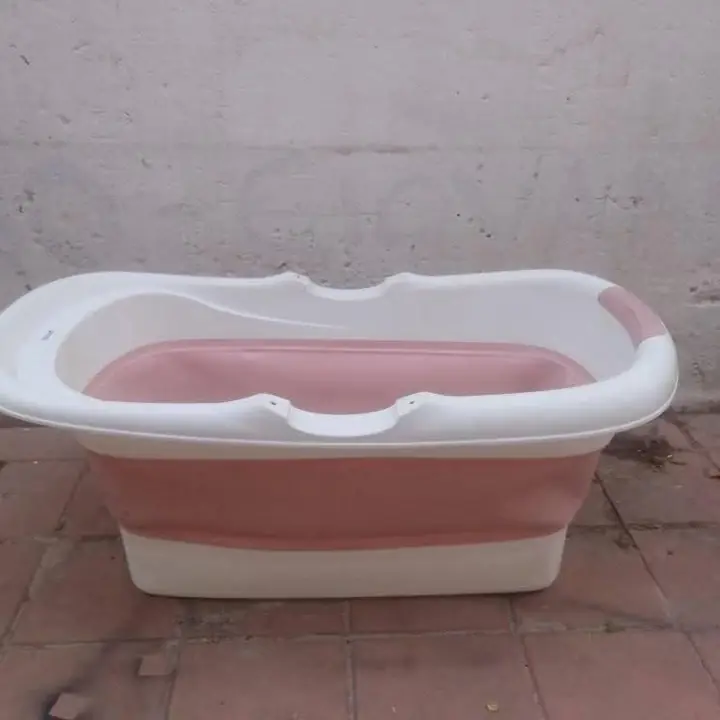 Bañadera de plástico y goma grande plegable excelente estado