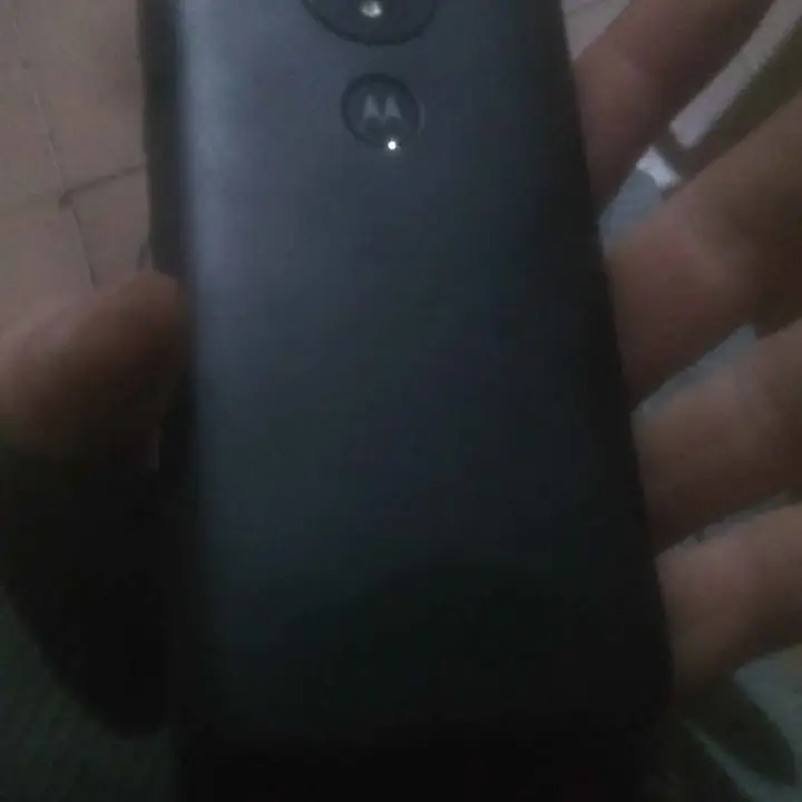 Celular sano Moto