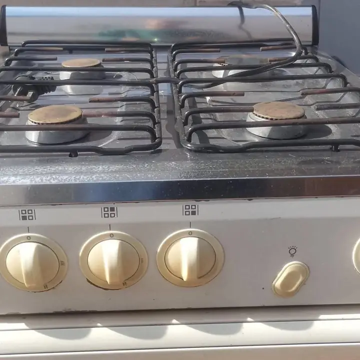 Cocina excelente horno autolimpiante