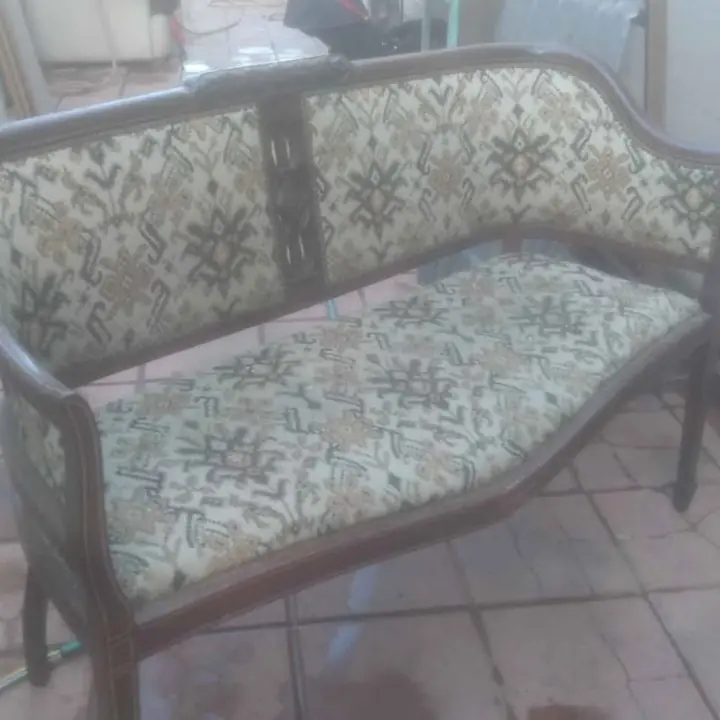 Sillón canapé a reparar