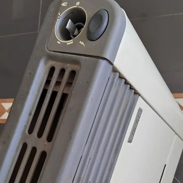 Se vende estufa2500 calorias funciona muy bien