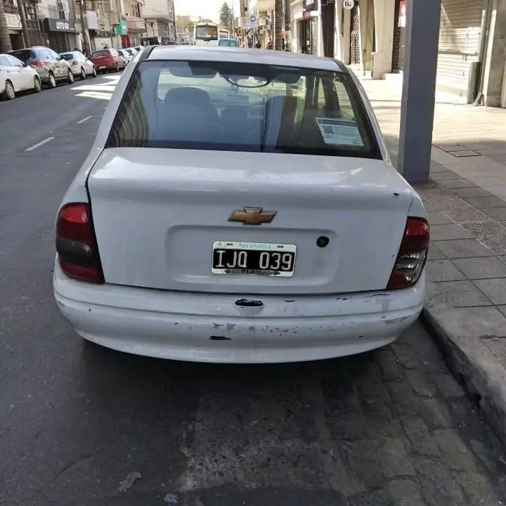 !Corsa clasic full 2009 con gnc detalles a la vista andando todos los ðias