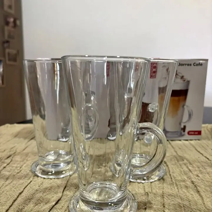 Jarros de cafe set de 3, llevando 6 tazas mejora el precio
