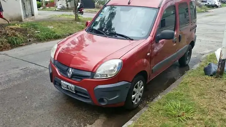 Kangoo+autentique+plus+nafta+2015