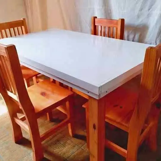 Juego de comedor de pino Mesa 1 40 x 0 80 4 Sillas hindú reforzadas se abona al recibir