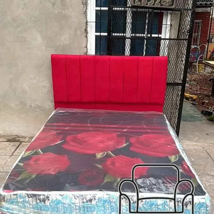 Sommier con colchón de goma espuma 1 40 X 1,90 Elegí el color y tela que prefieras pana , cuerina o