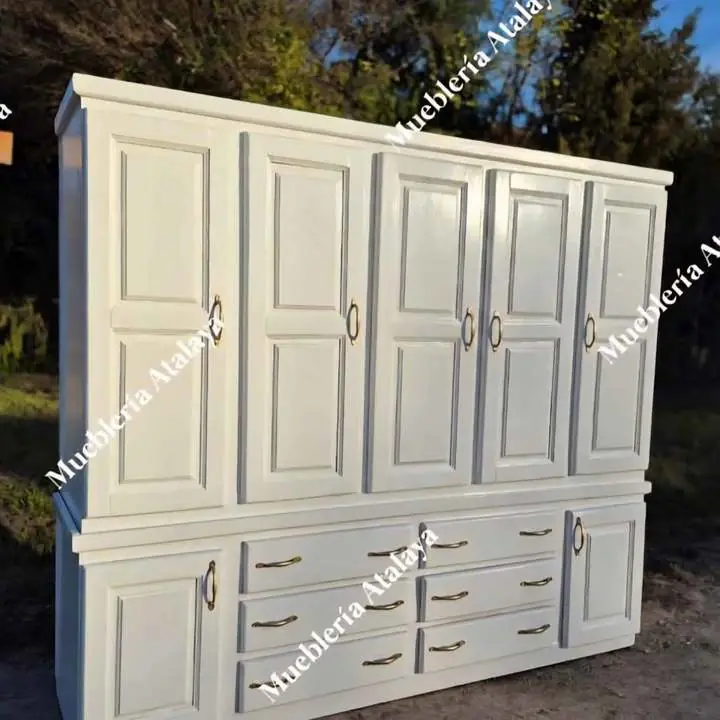 Vendo hermoso Placard 2.0 pino macizo enterizo oferta! Se abona al recibir hacemos envios
