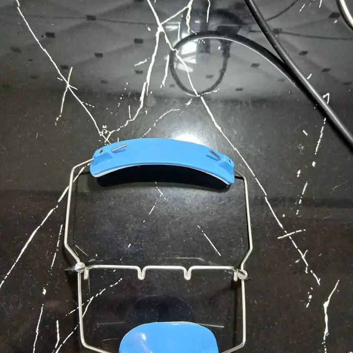 Vendo un mes de uso máscara ortopédica de niños
